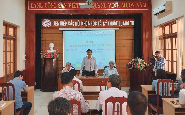 Đồng chí Trần Ngọc Lân, GĐ Sở KH&CN, Chủ tịch LHH, Phó trưởng ban Tổ chức Hội thi phát biểu khai mạc